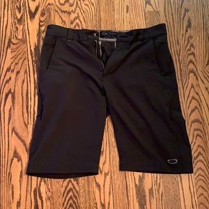 Oakley Hybrid Shorts 32